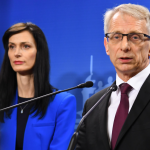 Подкрепяте ли правителство предложено от Николай Денков?